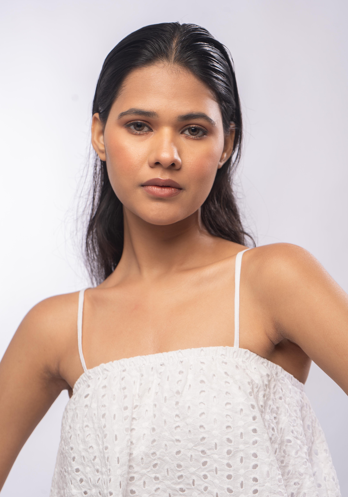 surbhi hawai chappal