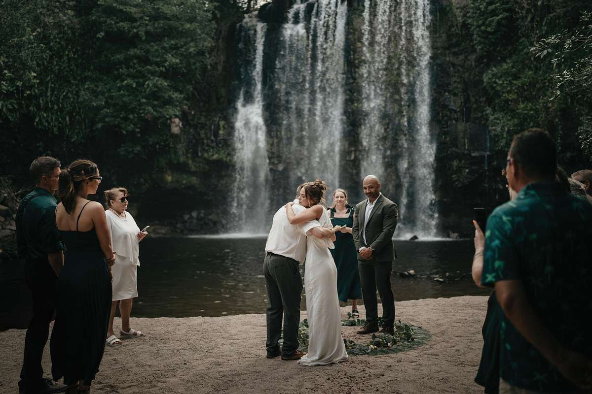 Llanos de Cortez waterfall wedding